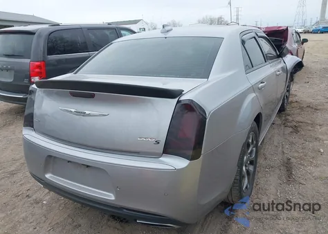 2016 Chrysler 300 300S z USA, uszkodzony, nr VIN 2C3CCAGG7GH152395